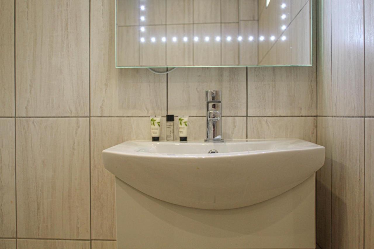 Carstairs Lavish 2 Bed Sleeps 5 Near Lanark 아파트 외부 사진